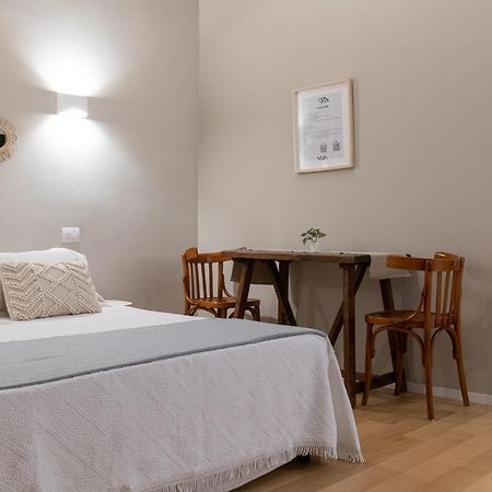 בארי Room24 L מראה חיצוני תמונה